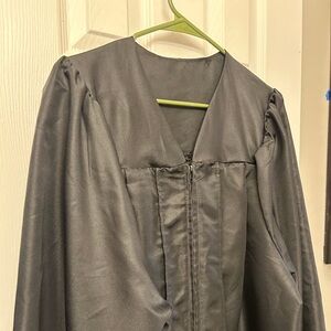 Graduation gown perfect condition